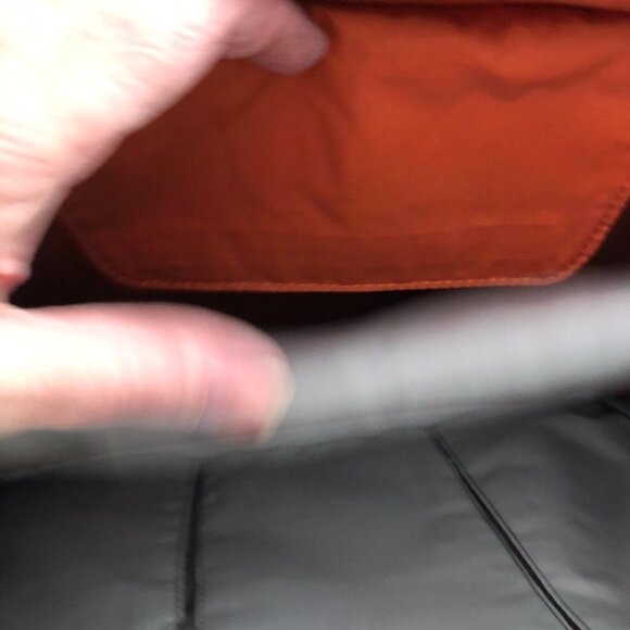 LOWEPRO Laptop Messenger Bag - Picture 9 of 15